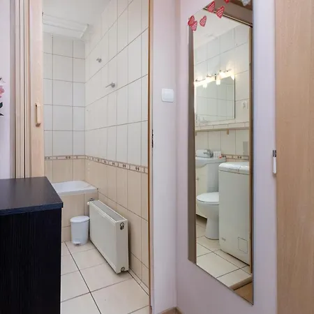 Zabianka Sztormowa With 1 Bedroom By Renters غدانسك